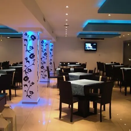 Giannoulaki ホテル 4*