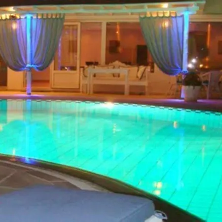 Giannoulaki ホテル