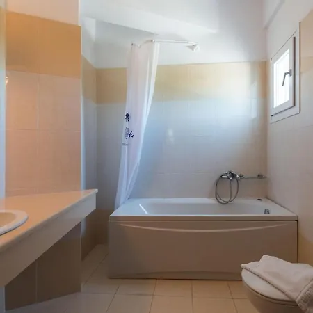 ホテル Giannoulaki 4*