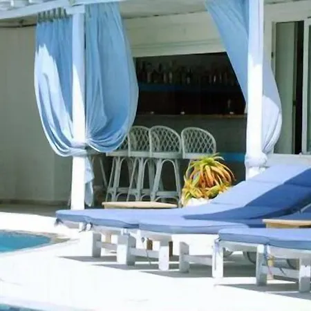 Giannoulaki Mykonos Town