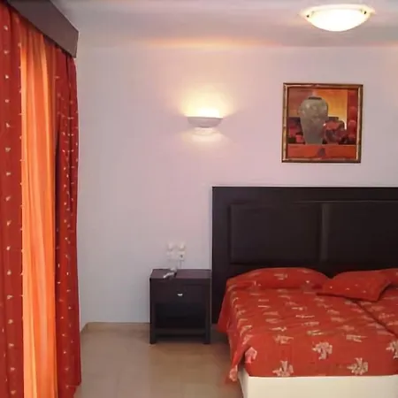 Giannoulaki Otel
