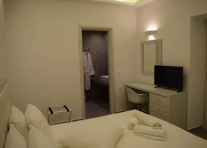 Hotel Giannoulaki 4*